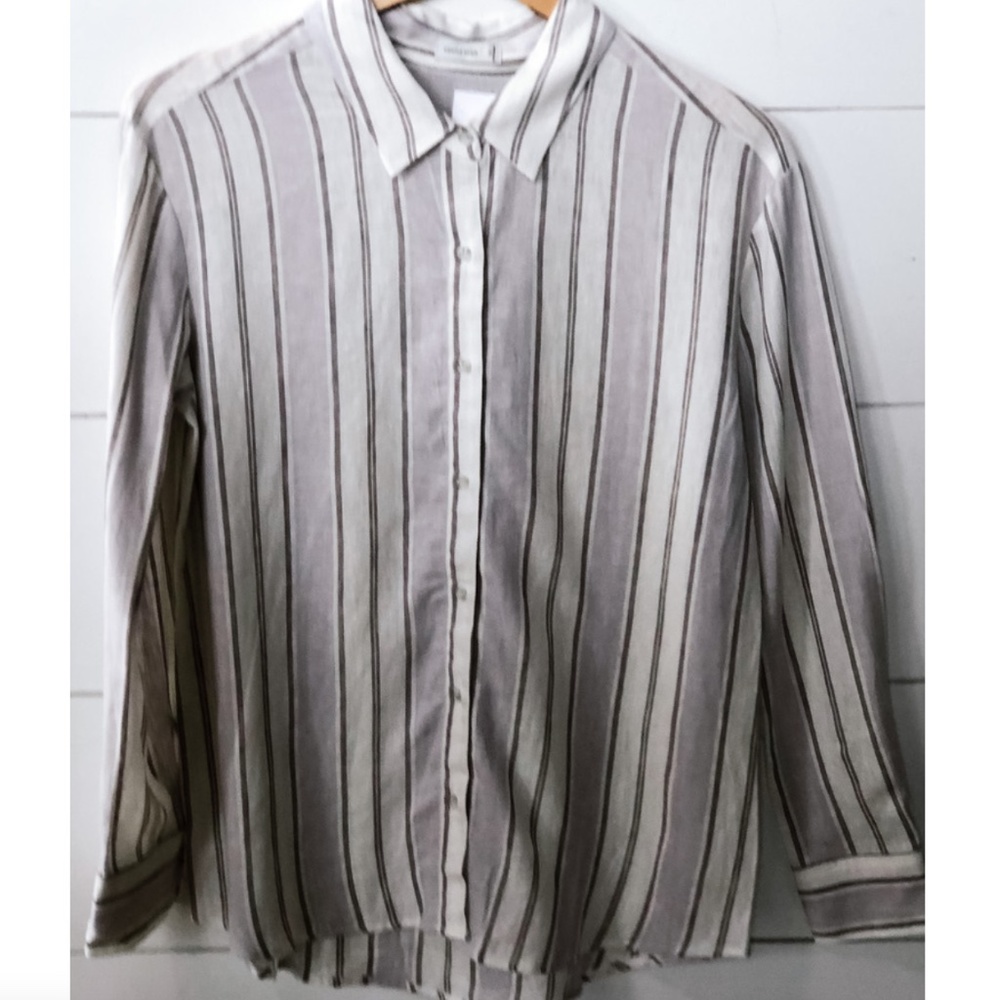 NWT Grey Vertical Stripe Button Down Top